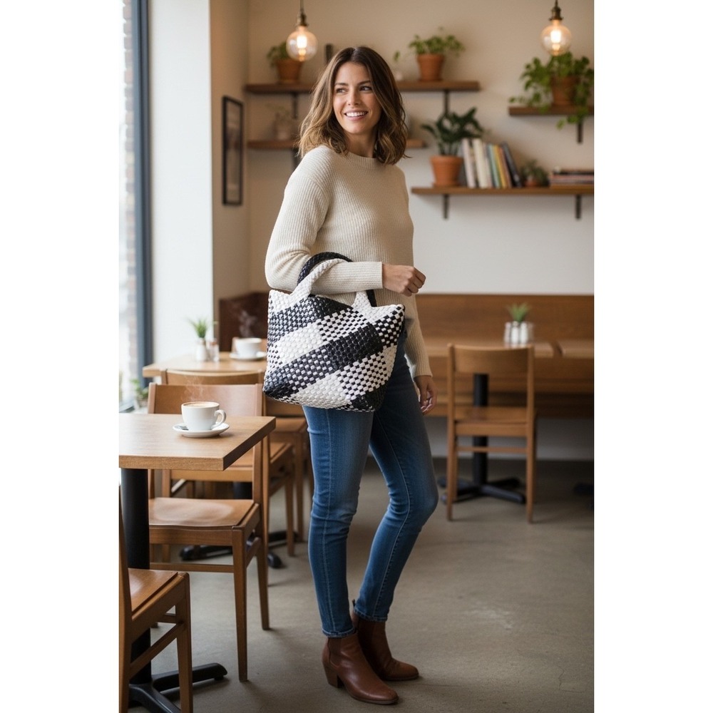 Queennoris Woven Tote Handbag Black White Geometric Pattern Accent Bag - Picture 11 of 11